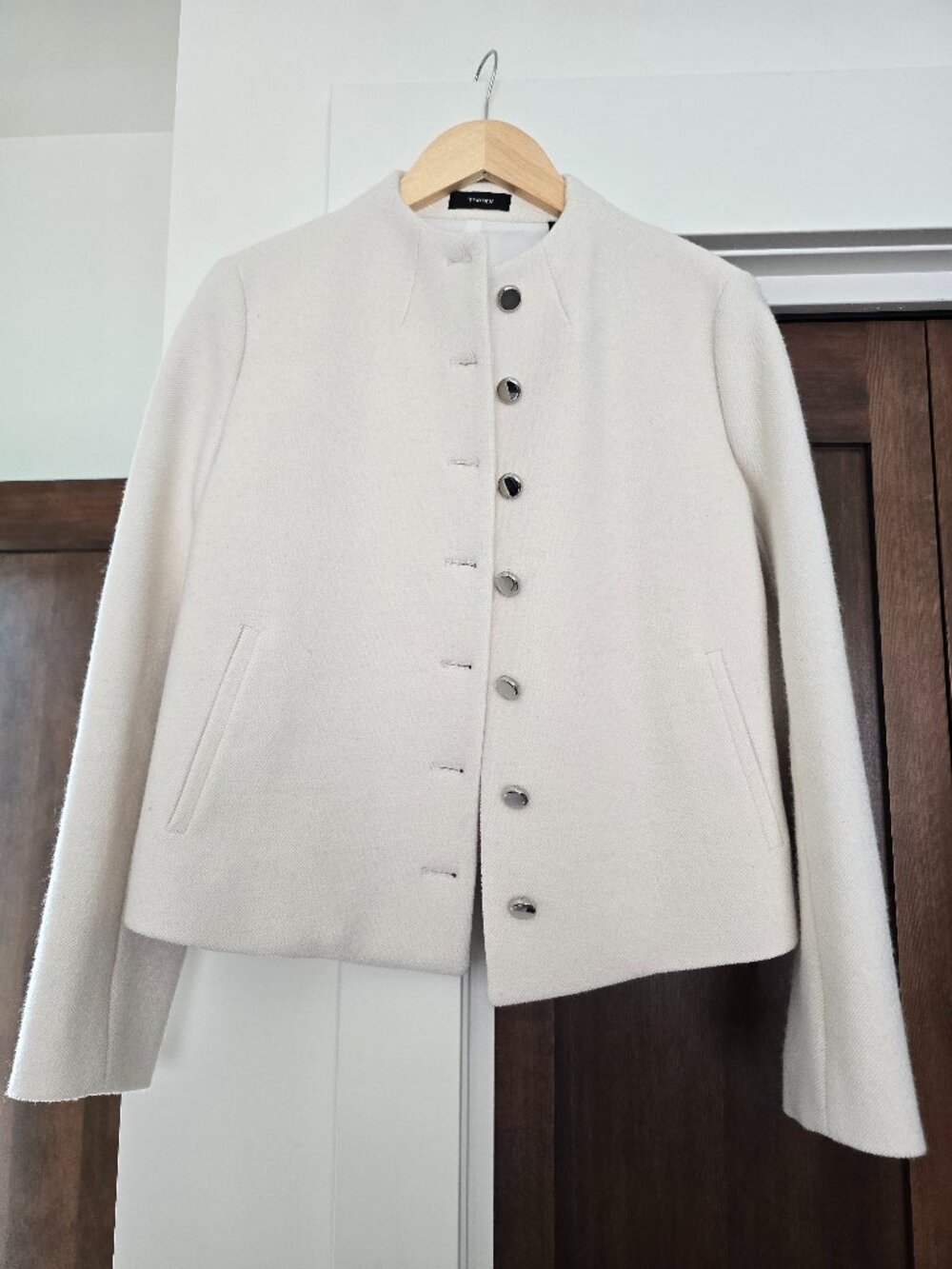 THEORY CREAM BLAZER SIZE 8